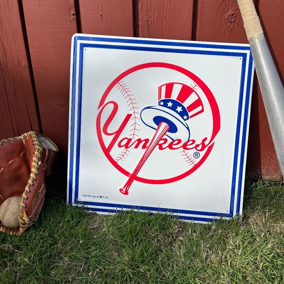 Vintage 90s New York Yankees MLB Metal / Tin Sign - Picture 1 of 8
